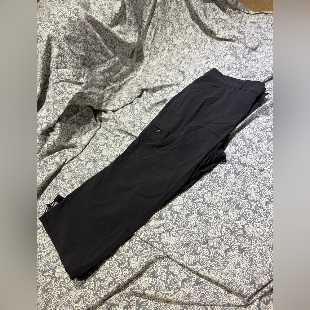 Eddie Bauer black hiking active capri 12